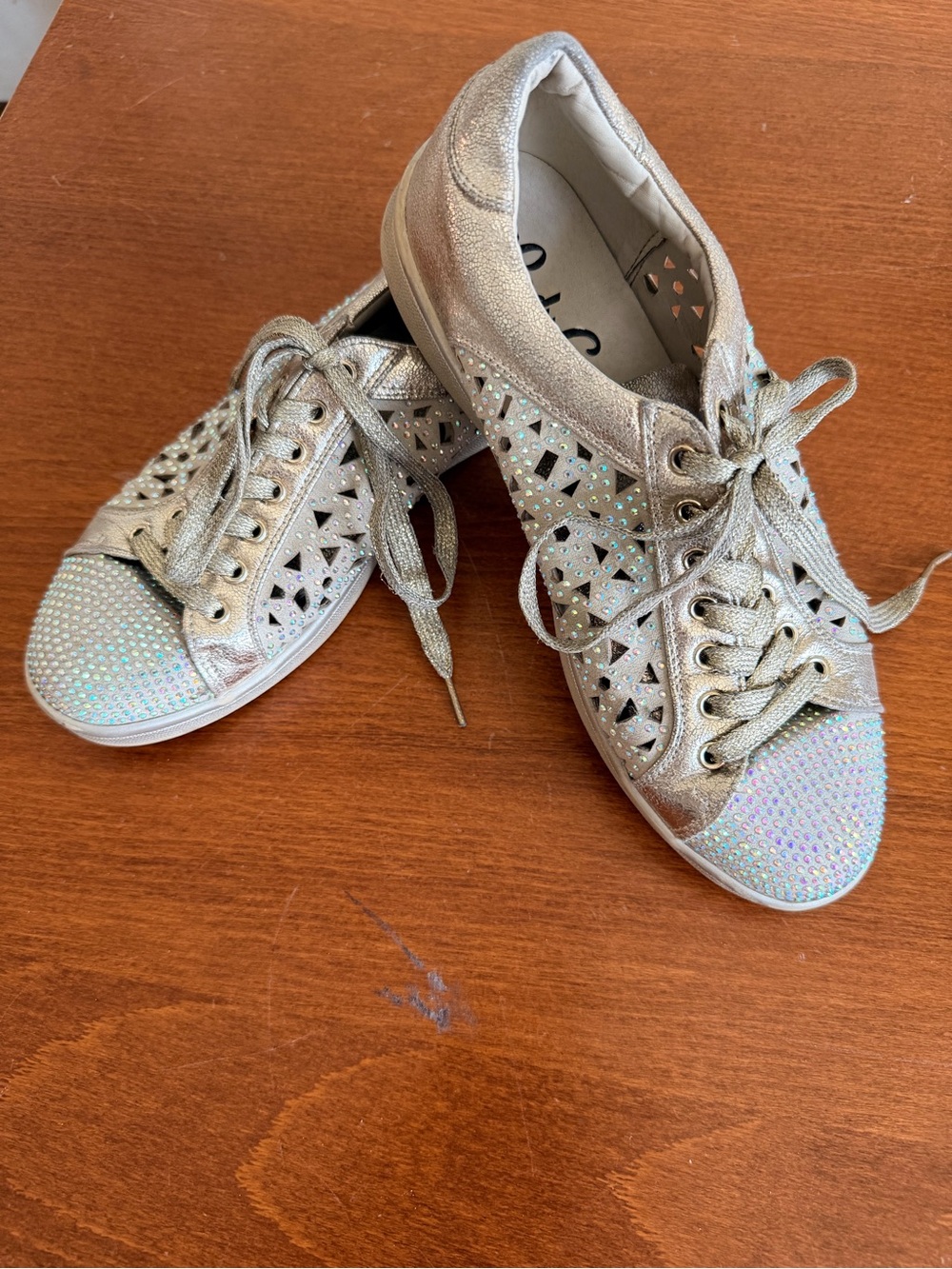 Lady Couture Paris Silver Rhinestone Laser Cut Sneakers EU 39 US 8-8.5